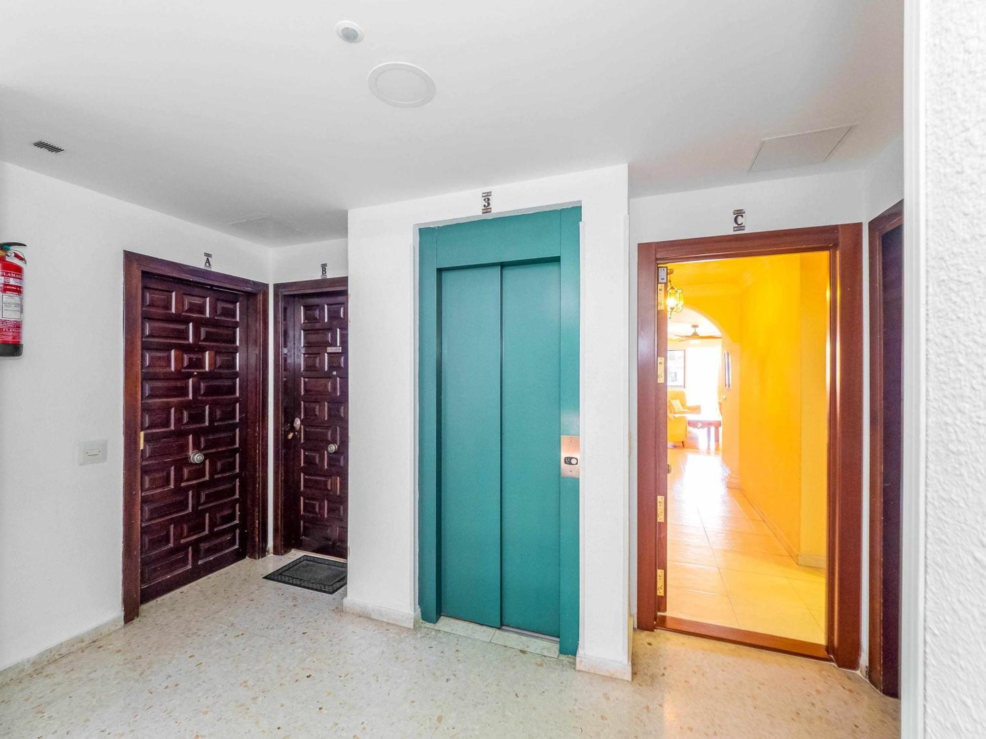 Centrico Apartamento Con Terraza En La Playa 林孔-德拉维多利亚 外观 照片